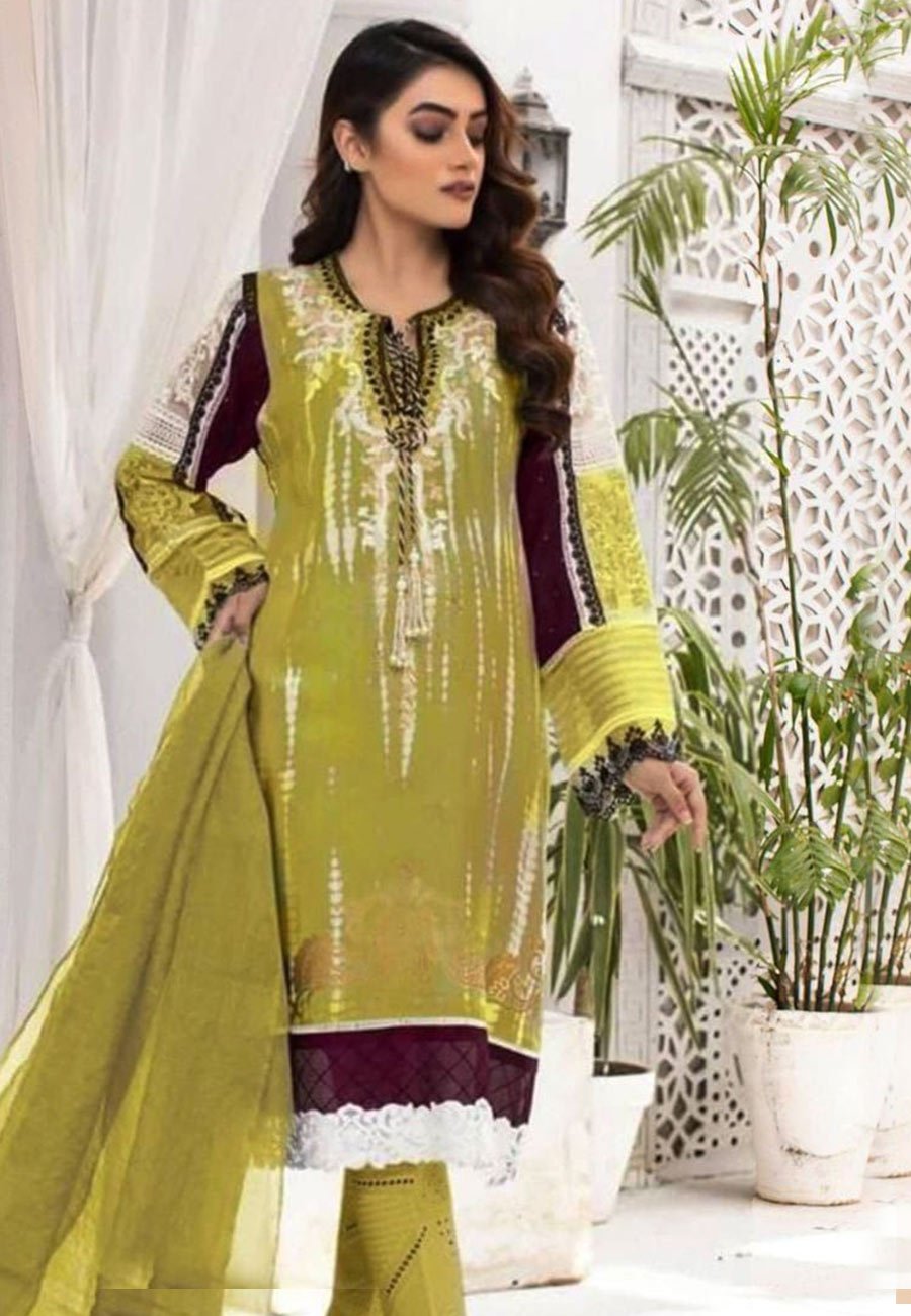 3 PCS Neckline Embroidered Lawn Dress With Printed Chiffon Dupatta A40#