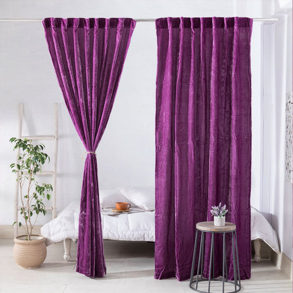 Pair Of Premium Medium Purple Velvet Eyelet Curtain
